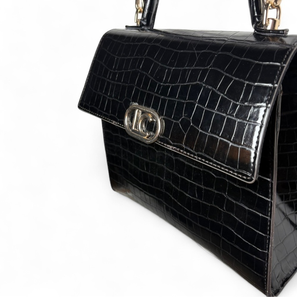 Liz Claiborne Black Croc Embossed Medium Purse w/ Gold Hardware - Picture 7 of 8